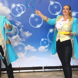 Trainer/Workshop Heinenoord  (NL) Bubbels en bellen - Bellenblaas workshop