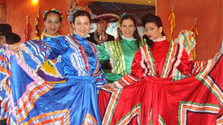 Mexican dance group -Mexico theme party