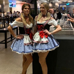 Oktoberfest Meisjes