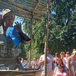 Actor Ruinen  (NL) Living Statue the Washerwoman