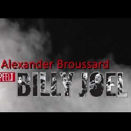 Alexander Broussard speelt Billy Joel