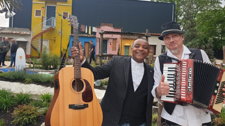 Valentino Amor Duo Cubaanse muziek