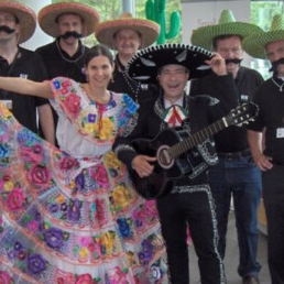 Cinco de Mayo show and workshop