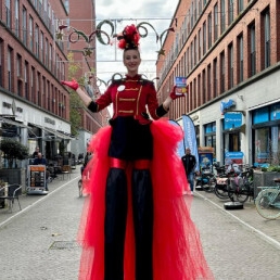 Karakter/Verkleed Zoetermeer  (NL) Moederdag Valentijn Opening Stelten Act