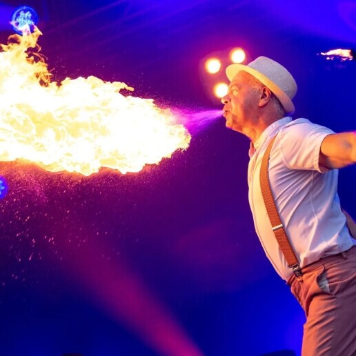 Event show Nieuwerkerk aan den IJssel  (NL) Vuurspuwshow