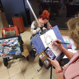 REALISTIC and caricature artist