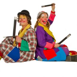 Kids show Veldhoven  (NL) Children's show Clown Boebie & Babsie