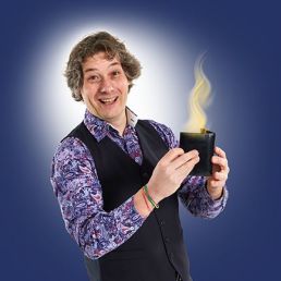 Kids Magic Show: Davinti