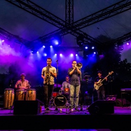 Band Tilburg  (NL) Grupo Descarga