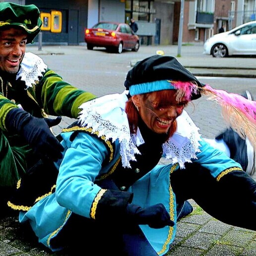 Kids show Ridderkerk  (NL) Parcels TUK TUK 12, the DJ Sint act!