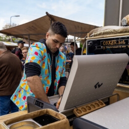 De (schep) IJS tuk-tuk Foodtruck