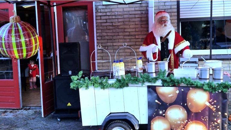 de Kerstmans Poffertjes & Wafel Kraam