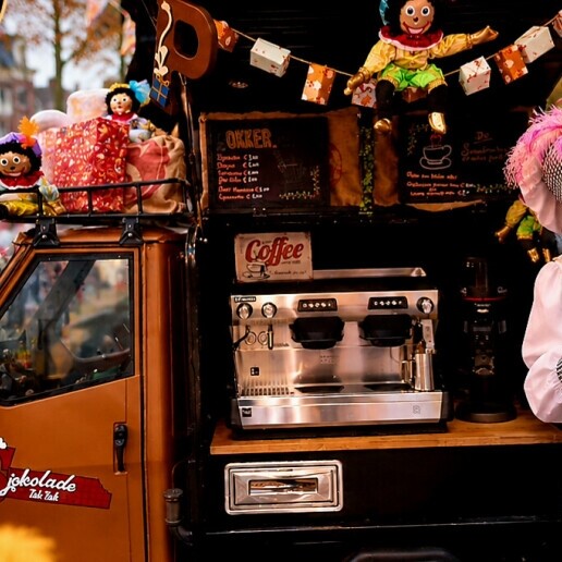 Actor Ridderkerk  (NL) Barista Piet with the Chocolate Tuk-Tuk