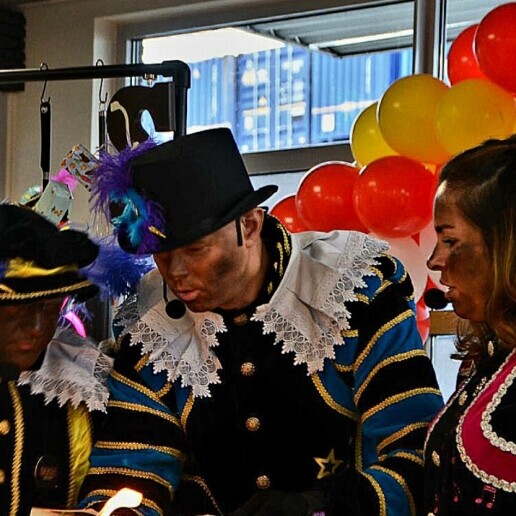 Kindervoorstelling Ridderkerk  (NL) SimSala Piet! - Magische sint show!