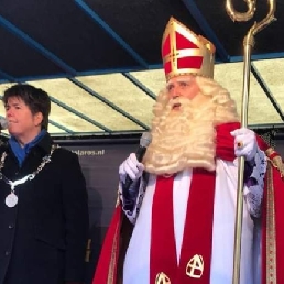 De echte Sinterklaas met 2 Pieten