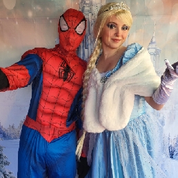 Photographer Dronten  (NL) Having your picture taken with Princess and/or Spiderman