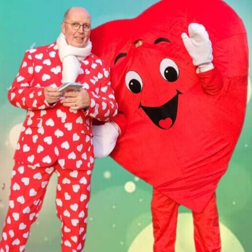 Actor Dronten  (NL) Mother's Day Valentine walking heart rental
