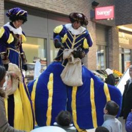 Pieten op stelten: Dikke & Dunne Piet