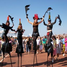 Actor Winterswijk  (NL) Rooster combs on stilts!