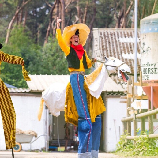 Actor Winterswijk  (NL) Street Theater: Lucky Luke & the Daltons!