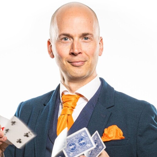 Goochelaar Harderwijk  (NL) ✨Tafelgoochelaar & Mentalist Marco Royal