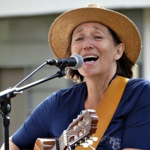 Zangeres Helmond  (NL) Marjoleine als Singer Songwriter