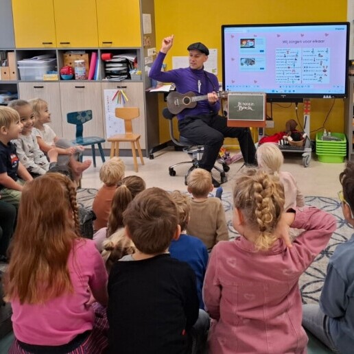 Musician other Tilburg  (NL) Musical fairy tale narration 4-8 years old
