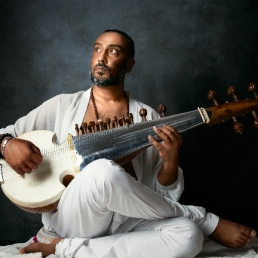 Acoustic Bliss - Sarod by Avi