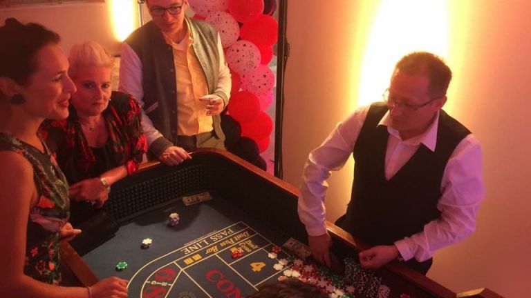 Craps Tafel Huren (inclusief croupier)