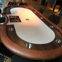 Sports/games Wormerveer  (NL) Poker table rental (croupier included)