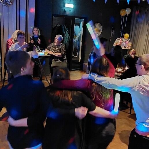 DJ Milsbeek  (NL) Party with Dj Marcel for a real party