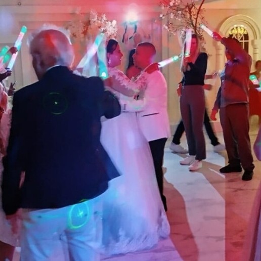 DJ Milsbeek  (NL) Party with party dj Marcel