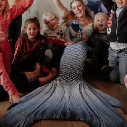 A mermaid at your children's party!