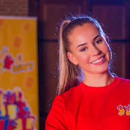 Sinterklaasshow met presentatrice Yvana!