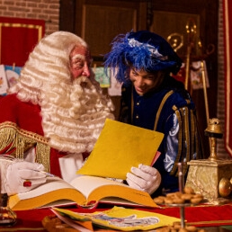 Dé echte Sinterklaas op huisbezoek