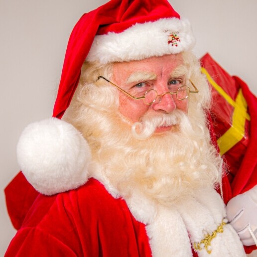 Character/Mascott Giessen  (NL) Santa Rentals in Amsterdam