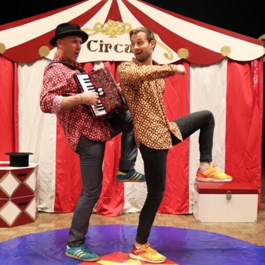 Kids show Renkum  (NL) Circus for St. Nicholas