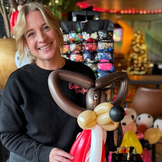 Balloon artist Moergestel  (NL) Ballon artiest op jouw event!