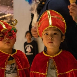 Sinterklaas met Pieten op uw bedrijf!