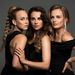 Classical crossover-trio Lunedì