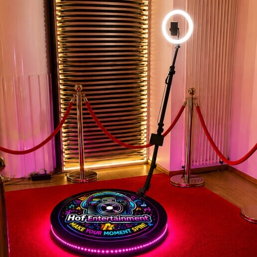 Drive-in show Ter Apel  (NL) 360° Video Booth huren | Luxe fotobooth
