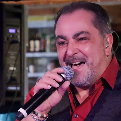 Singer (male) Ridderkerk  (NL) Spanish evening, Spanish theme party,