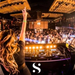 DJ Melissa Sneekes