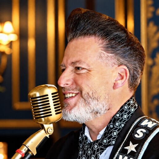Zanger Utrecht  (NL) Akoestische Zanger Gitarist | William