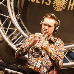 Joe Bailar - DJ Trumpet Act