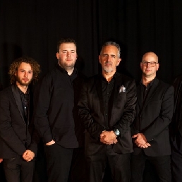 Band Sint Maarten  (NL) The Muddy Waters Tribute Band.