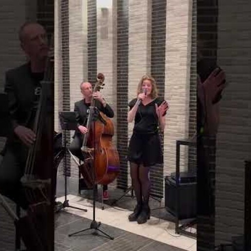 Zangeres Arnhem  (NL) LaTouw Classics