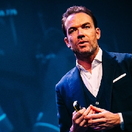 Robert Doornbos as a speaker