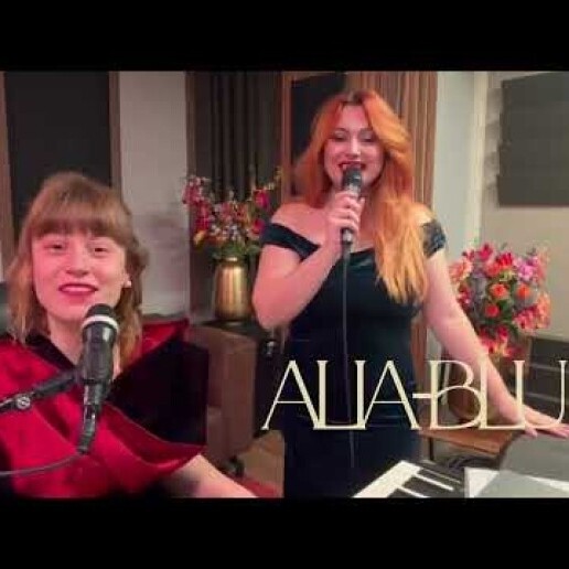 Zanggroep Amsterdam  (NL) Alia-Blu Kerstduo!