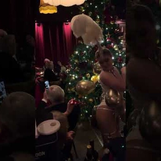 Kerst Burlesque Pakket